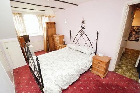 31 Elmstead Close, Corringham, Stanford-le-hope, SS17 9EL
