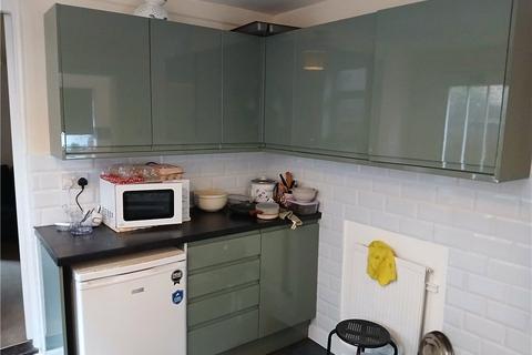 1 bedroom in a house share to rent, Epsom, Surrey KT18