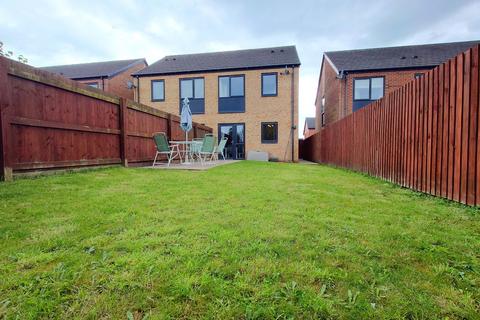 2 bedroom semi-detached house for sale, Supreme Street, Stoke-on-Trent