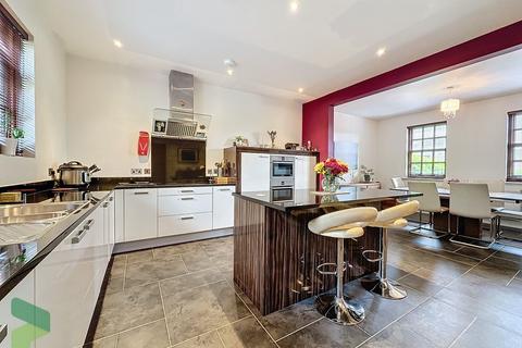3 bedroom townhouse for sale, Woodfold Park, Mellor