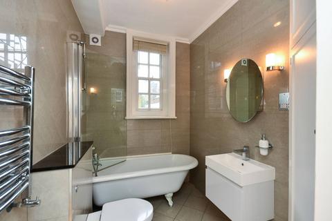 1 bedroom flat to rent, Catherine Place, St James's, London, SW1E