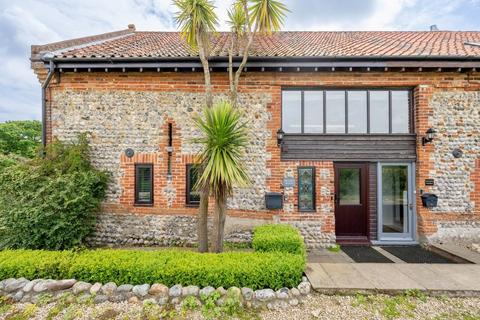 3 bedroom barn conversion for sale, Sidestrand