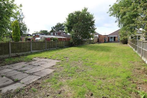 2 bedroom semi-detached bungalow for sale, Malthouse Lane, Solihull B94