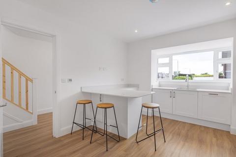 2a Eynswood Drive, Sidcup, DA14 6JQ