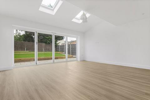 2a Eynswood Drive, Sidcup, DA14 6JQ
