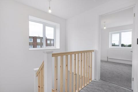 2a Eynswood Drive, Sidcup, DA14 6JQ