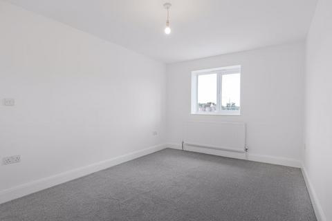 2a Eynswood Drive, Sidcup, DA14 6JQ