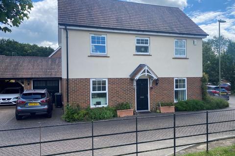 4 bedroom detached house for sale, Barrowfields Close, Southampton