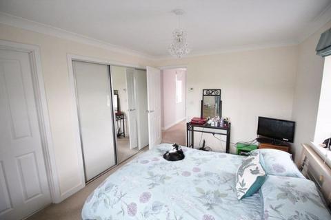 6 Barrowfields Close, West End, Southampton, SO30 3HU
