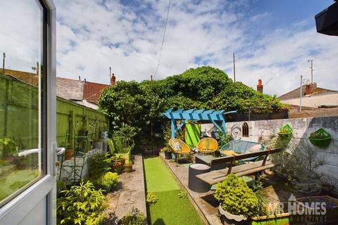 2 bedroom terraced house for sale, Bishop Street, Grangetown, Cardiff CF11 6PG