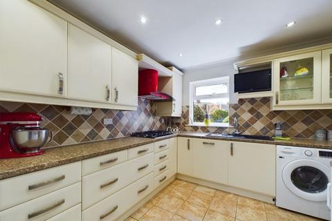 3 bedroom bungalow for sale, Barley Fields, Coven, Wolverhampton WV9