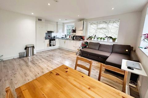 Hale Lane, Edgware, HA8