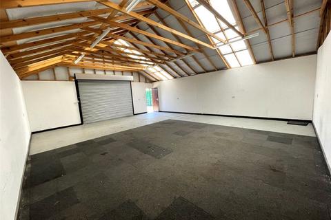 Industrial unit to rent, Lower Road, Hockley, Essex, SS5