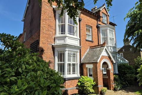 5 bedroom detached house for sale, Wellingborough Road, Broughton, Kettering, NN14