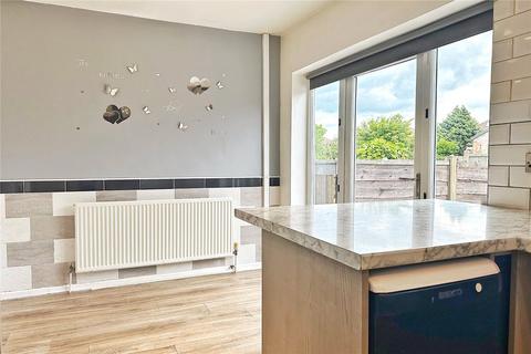 4 Berkeley Avenue, Chadderton, Oldham, OL9 8BL