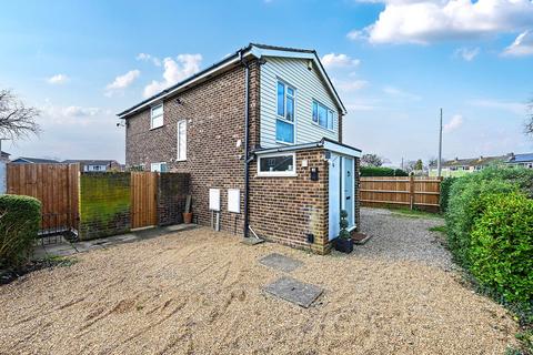 4 bedroom detached house for sale, Woodbridge Road, Camberley GU17