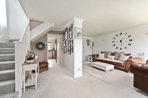 4 bedroom detached house for sale, Woodbridge Road, Camberley GU17