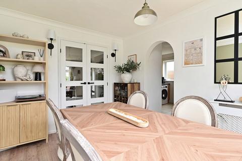 4 bedroom detached house for sale, Woodbridge Road, Camberley GU17