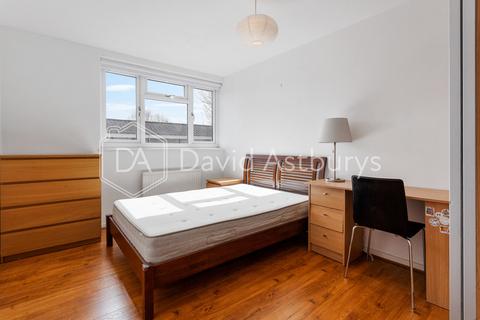 29 Blundell Street, London, N7 9BU