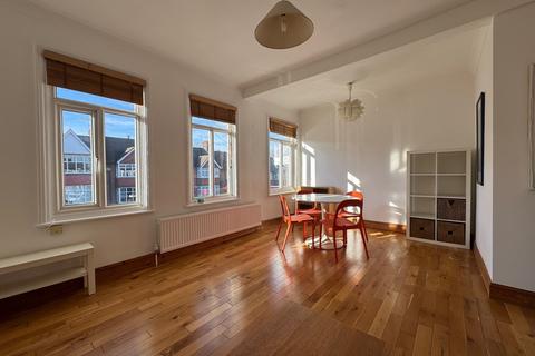 undefined, Brownlow Road, Bounds Green N11
