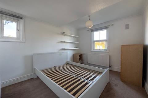 undefined, Brownlow Road, Bounds Green N11