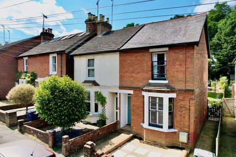 2 bedroom semi-detached house for sale, Town End Street, Godalming