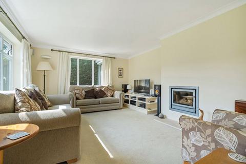 72 Bridge Down, Bridge, Canterbury, CT4 5BA