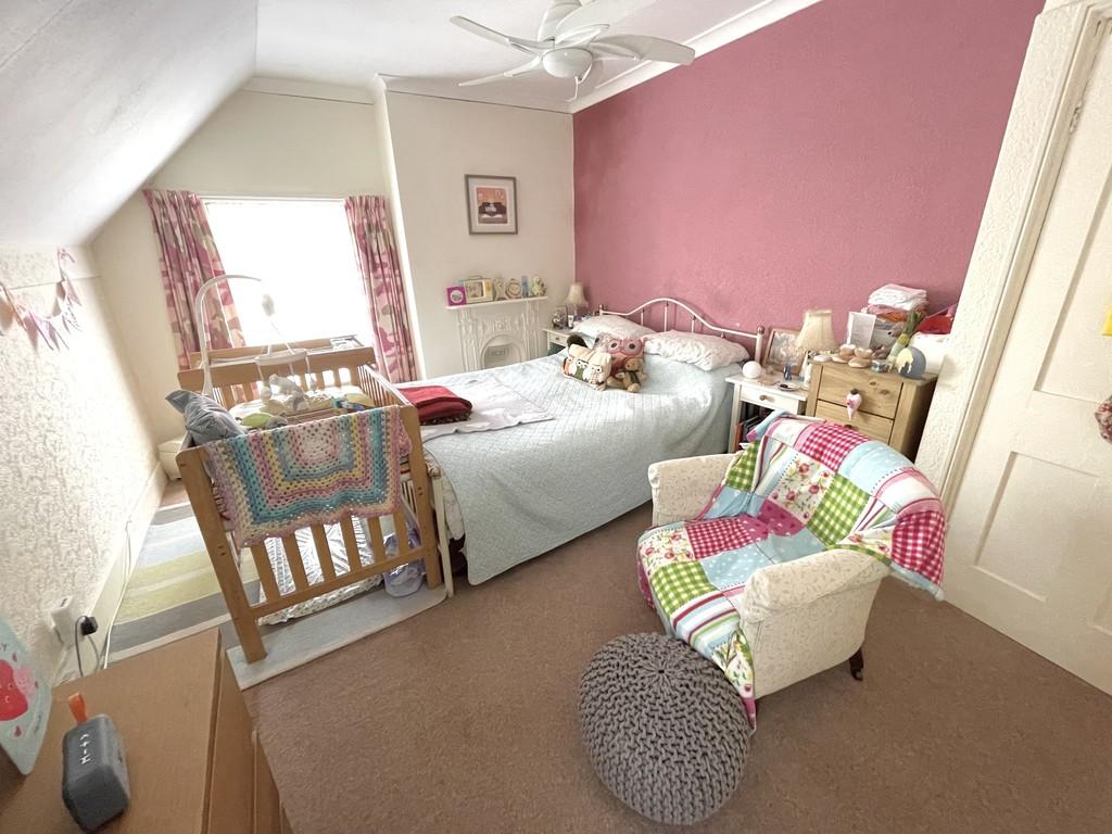 31 Worthing Road Bed1