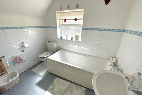31 Worthing Road, Rustington, Littlehampton, BN16 3JU