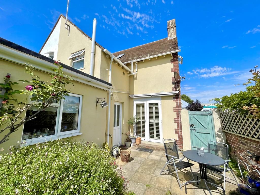 31 Worthing Road Patio