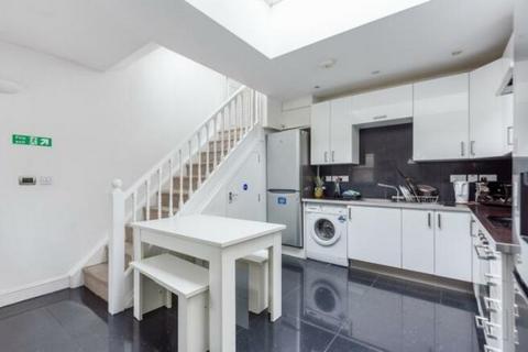 House share to rent, Lower Richmond Road, Putney