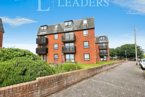 2 bedroom apartment to rent, Ambleside Court, Marine Parade East