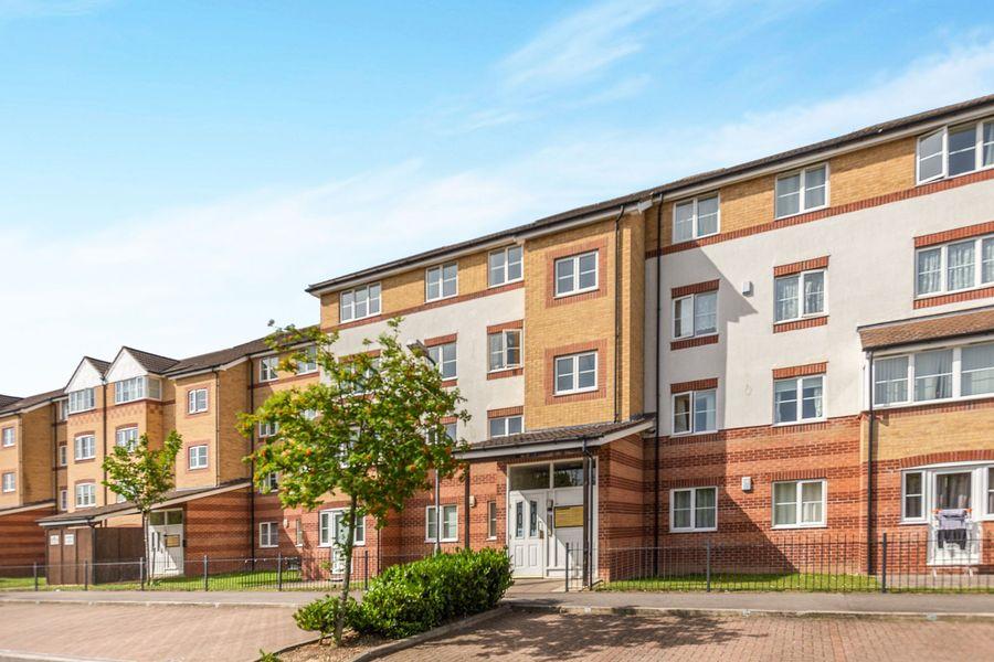 Peatey Court, High 2 bed apartment to rent £1,250 pcm (£288 pw)