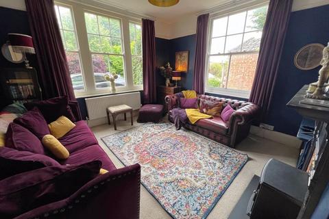 17 Elm Grove, Barnham, Bognor Regis, PO22 0HJ