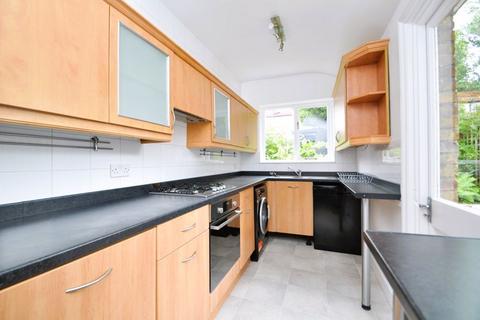 4 bedroom terraced house to rent, Blagdon Road, New Malden