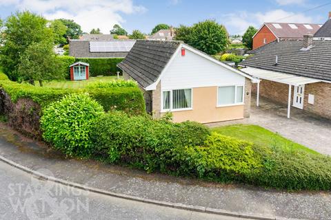 2 bedroom detached bungalow for sale, Whitehouse Drive, Long Stratton, Norwich