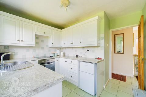 2 bedroom detached bungalow for sale, Whitehouse Drive, Long Stratton, Norwich