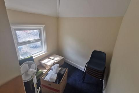 Property to rent, FIRST AND SECOND FLOOR OFFICE SUITE TO LET