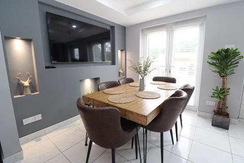 4 Cedar Close, Swinton, Mexborough, S64 8GB