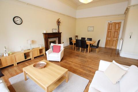 2 bedroom apartment to rent, Kingsborough Gardens, Hyndland G12