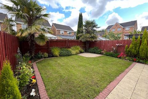 3 bedroom detached house for sale, Pennyfields Avenue, Tunstall, ST6 4SD