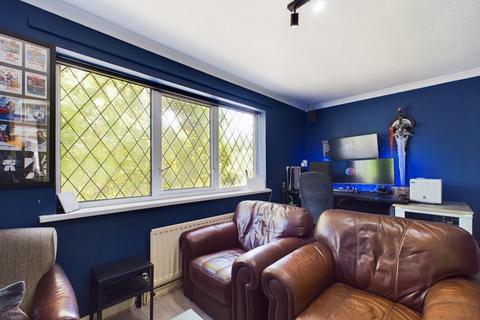 65 Lloyds Head, Jackfield, Telford, TF8 7LZ