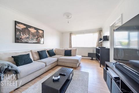 2 bedroom flat for sale, Kerry Court, Upminster Road North, Rainham, RM13