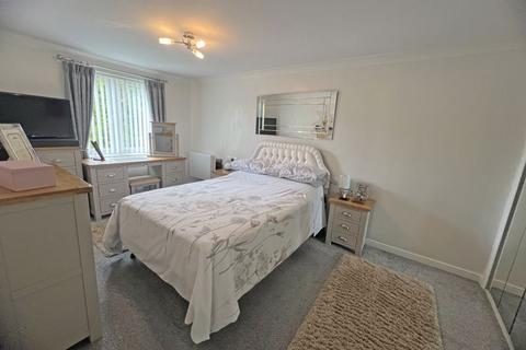 2 bedroom retirement property for sale, Kings Loade, Bridgnorth WV16