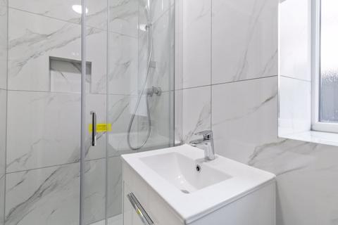 Property to rent, Dover Road, Edmonton N9