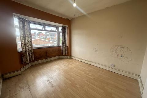 12 Cornwall Avenue, Southall, UB1 2TA