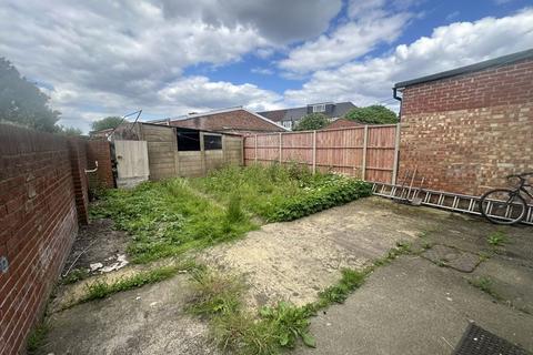 12 Cornwall Avenue, Southall, UB1 2TA