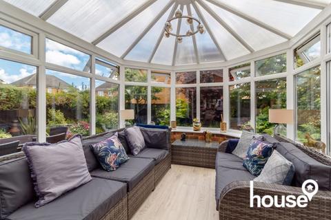 2 Larch End, Minster On Sea, Sheerness, ME12 3FJ