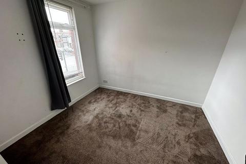 1 bedroom apartment to rent, Queens Drive, Liverpool