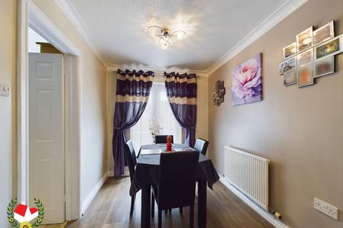 44 Foxglove Close, Abbeymead, Gloucester, GL4 4DX